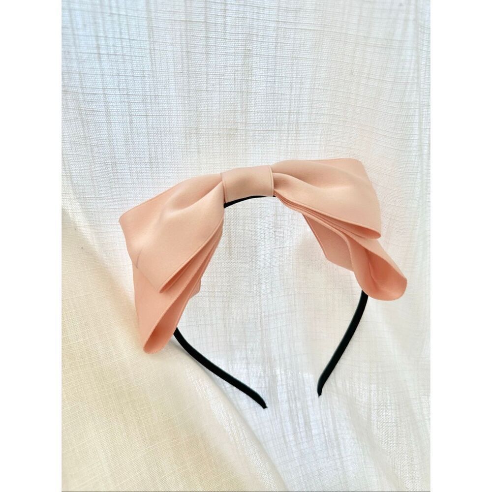 Holiday light pink elegant bow headband